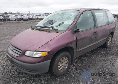 1999 Plymouth Voyager z USA, uszkodzony, nr VIN 2P4FP25B2XR114458